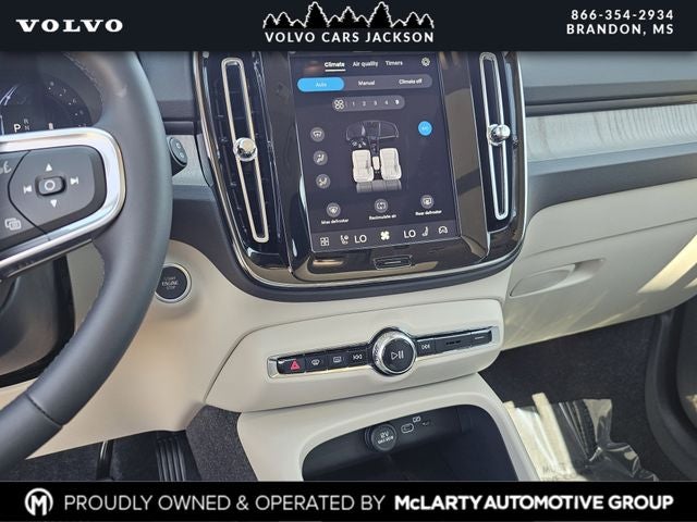 2026 Volvo XC40 B5 Plus