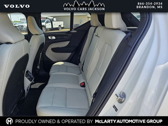 2026 Volvo XC40 B5 Plus