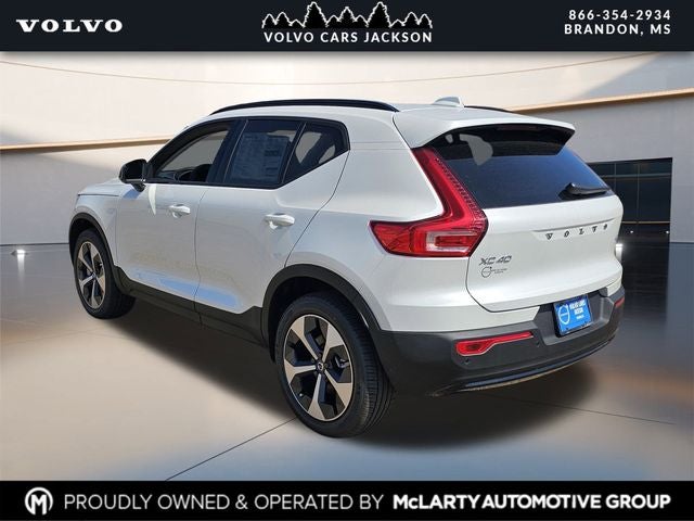 2026 Volvo XC40 B5 Plus