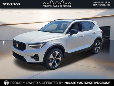 2026 Volvo XC40 B5 Plus