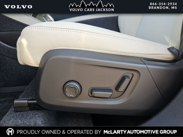 2026 Volvo XC40 B5 AWD Mild Hybrid Plus