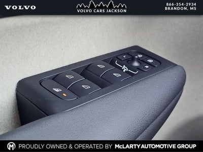 2026 Volvo XC40 B5 AWD Mild Hybrid Plus