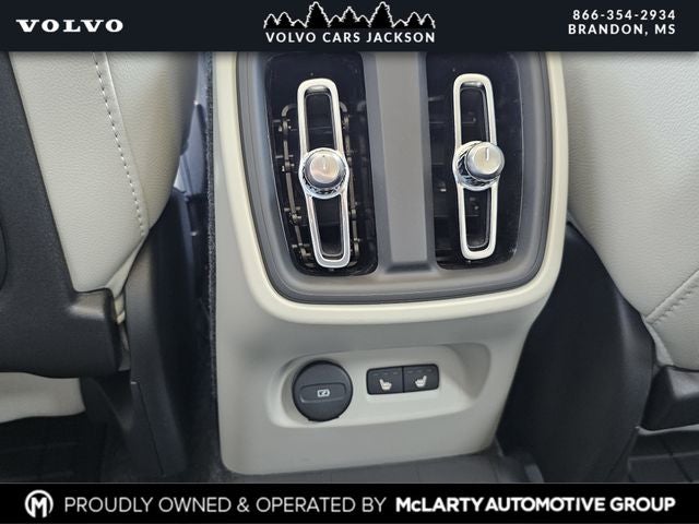 2026 Volvo XC40 B5 AWD Mild Hybrid Plus