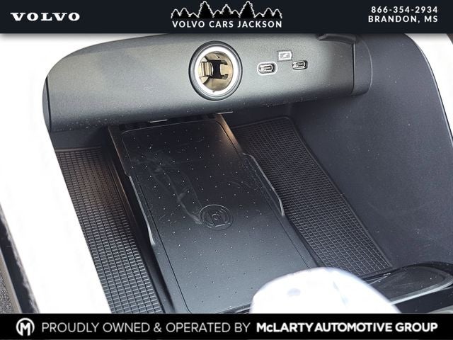 2026 Volvo XC40 B5 AWD Mild Hybrid Plus