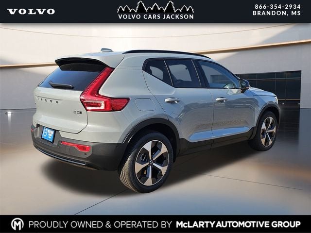 2026 Volvo XC40 B5 AWD Mild Hybrid Plus