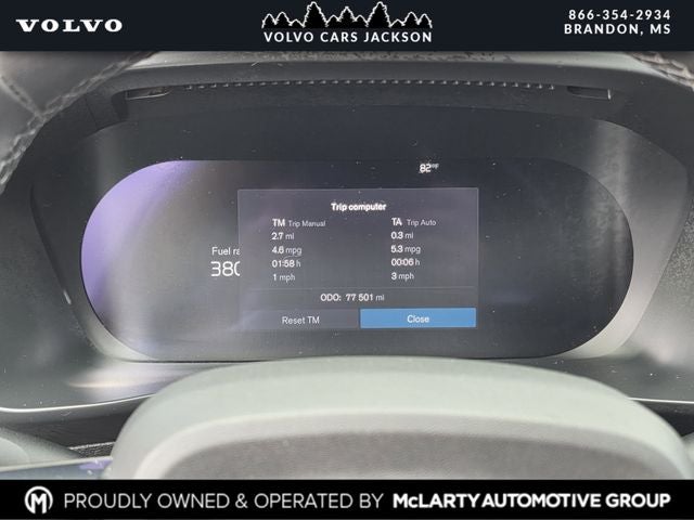 2024 Volvo XC40 B5 Plus Bright Theme