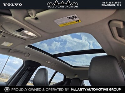 2024 Volvo XC40 B5 Plus Bright Theme