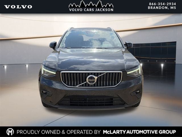 2024 Volvo XC40 B5 Plus Bright Theme
