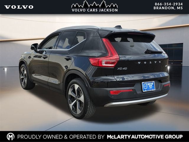 2024 Volvo XC40 B5 Plus Bright Theme