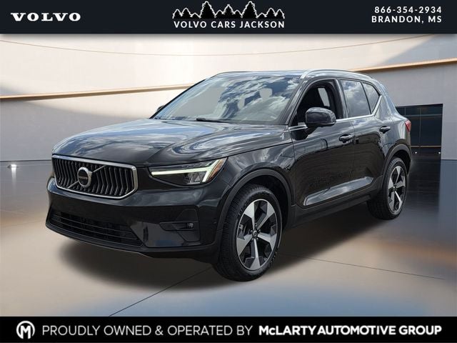 2024 Volvo XC40 B5 Plus Bright Theme