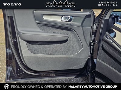 2026 Volvo XC40 B5 Core