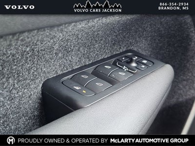 2026 Volvo XC40 B5 Core