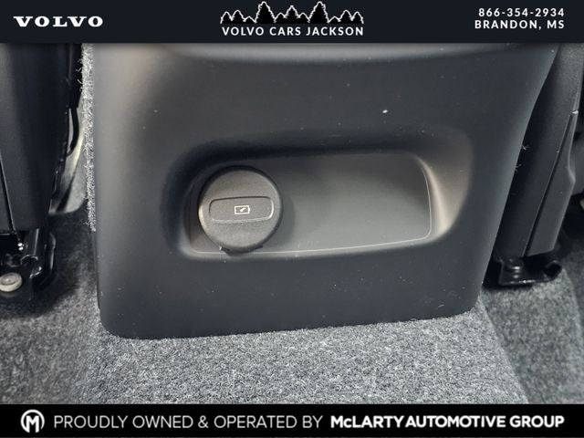 2026 Volvo XC40 B5 Core