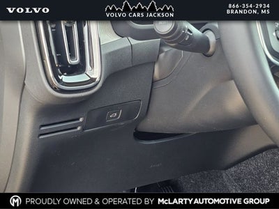 2026 Volvo XC40 B5 Core