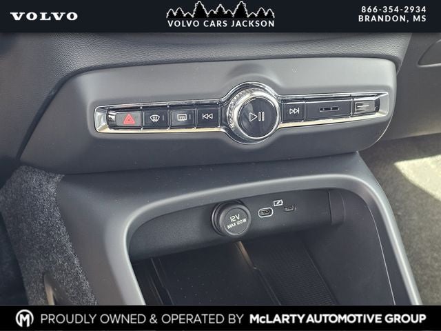 2026 Volvo XC40 B5 Core