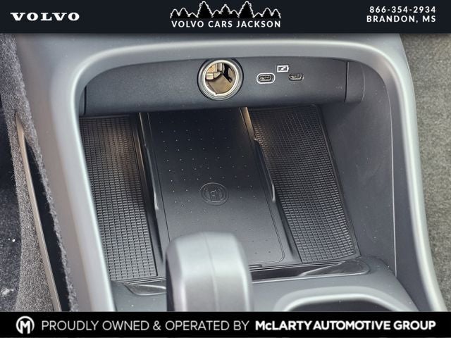 2026 Volvo XC40 B5 Core