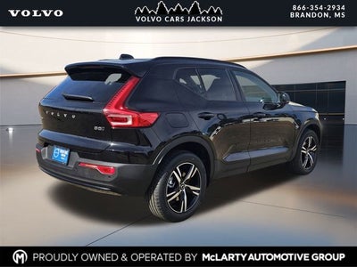 2026 Volvo XC40 B5 Core