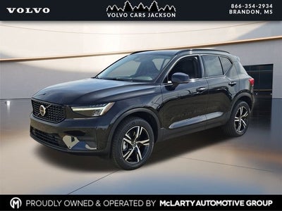 2026 Volvo XC40 B5 Core