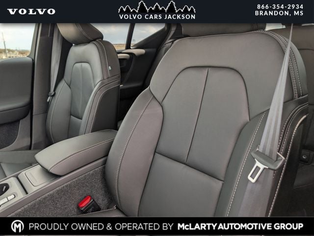 2026 Volvo XC40 B5 Core