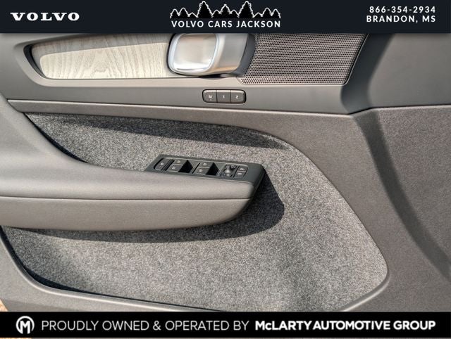 2026 Volvo XC40 B5 Core