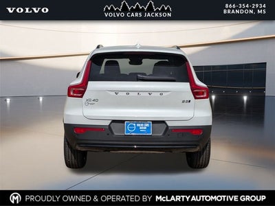 2026 Volvo XC40 B5 Core