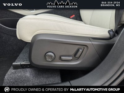 2026 Volvo XC40 B5 Ultra