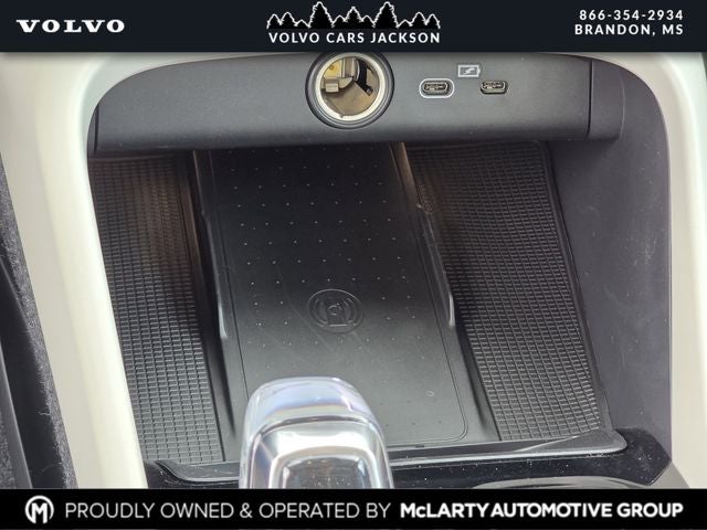 2026 Volvo XC40 B5 Ultra