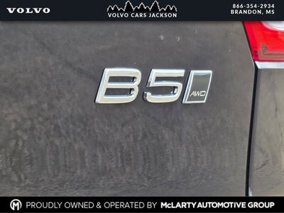 2026 Volvo XC40 B5 Ultra