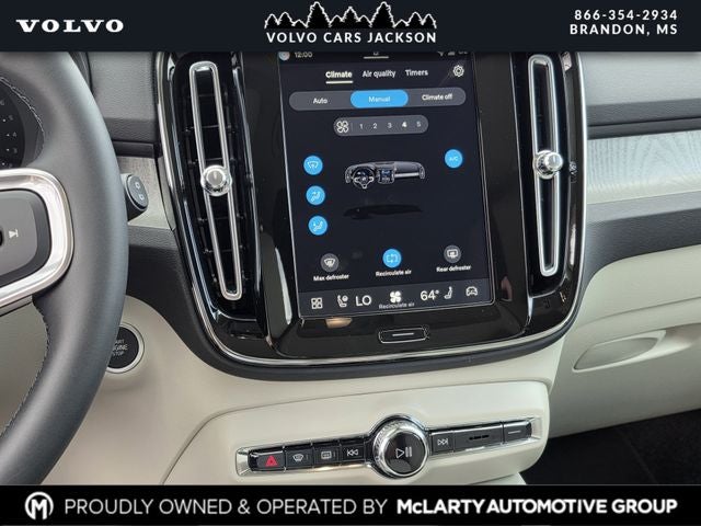 2026 Volvo XC40 B5 Ultra