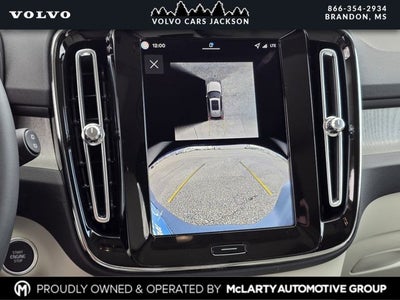 2026 Volvo XC40 B5 Ultra