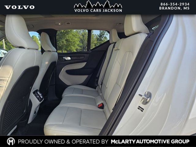 2026 Volvo XC40 B5 AWD Mild Hybrid Ultra