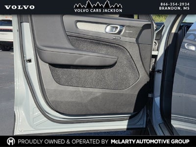 2026 Volvo XC40 B5 Ultra
