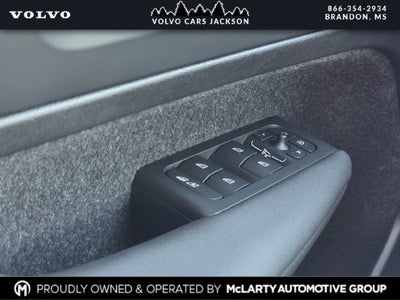 2026 Volvo XC40 B5 Ultra