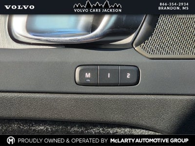 2026 Volvo XC40 B5 Ultra