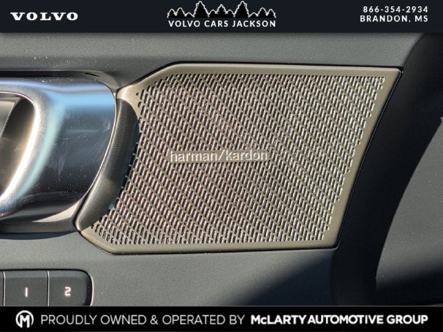 2026 Volvo XC40 B5 Ultra