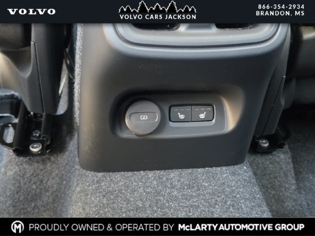 2026 Volvo XC40 B5 Ultra