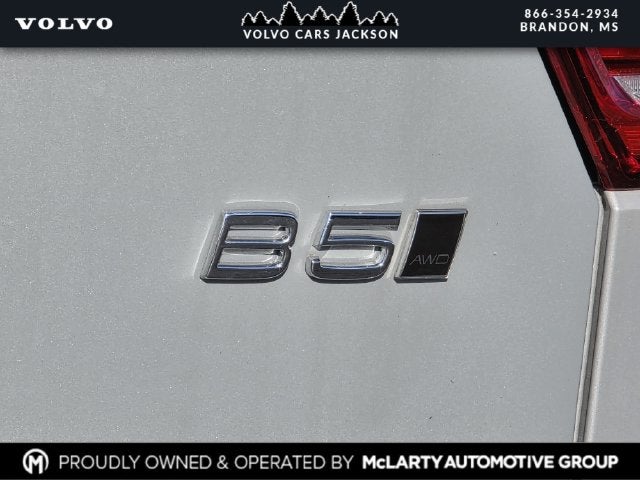 2026 Volvo XC40 B5 Ultra
