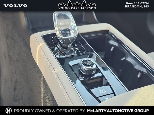 2026 Volvo XC90 B5 Plus