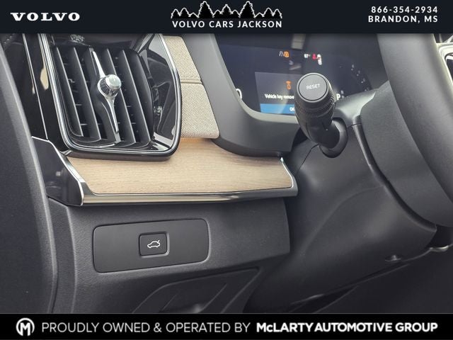 2026 Volvo XC90 B5 Ultra 6-Seater