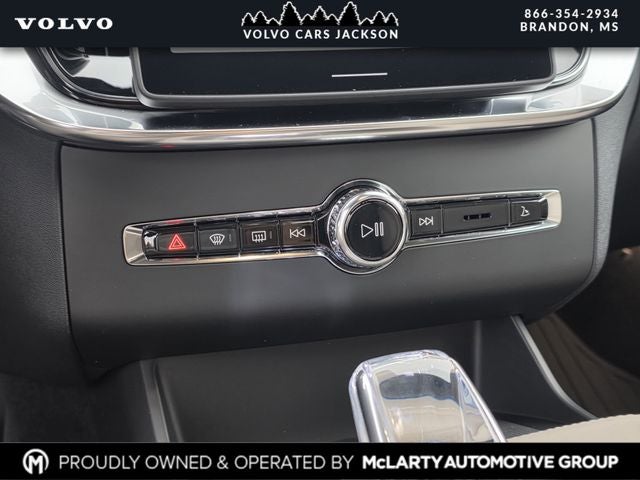 2026 Volvo XC90 B5 Ultra 6-Seater