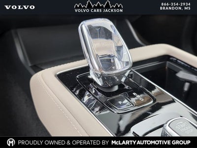 2026 Volvo XC90 B5 Ultra 6-Seater
