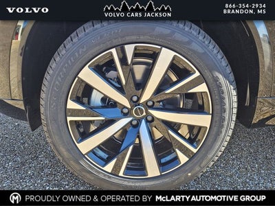 2026 Volvo XC90 B5 Core 7-Passenger