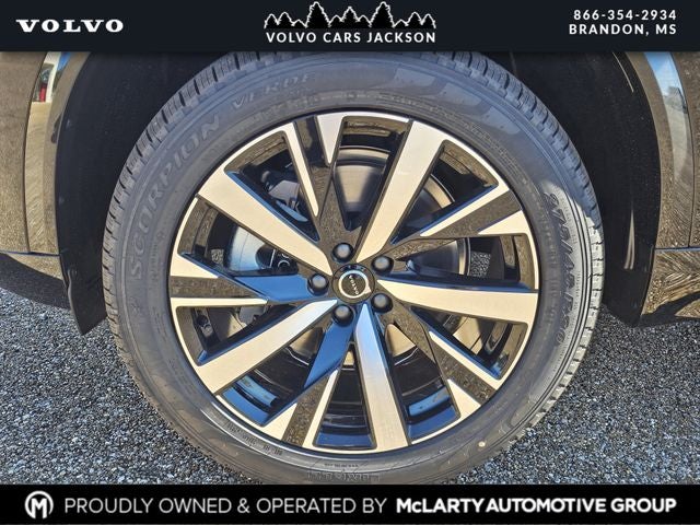 2026 Volvo XC90 B5 Core 7-Passenger