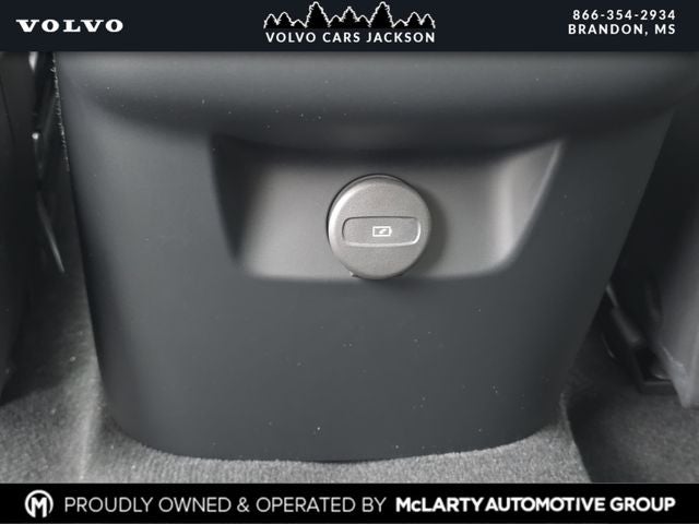 2026 Volvo XC90 B5 Core