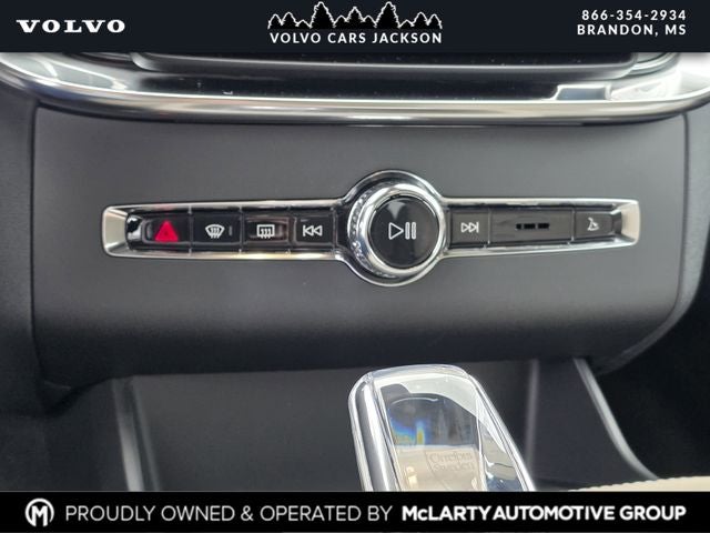 2026 Volvo XC90 B5 Core