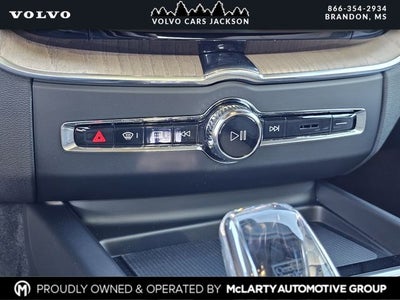 2026 Volvo XC60 B5 Plus