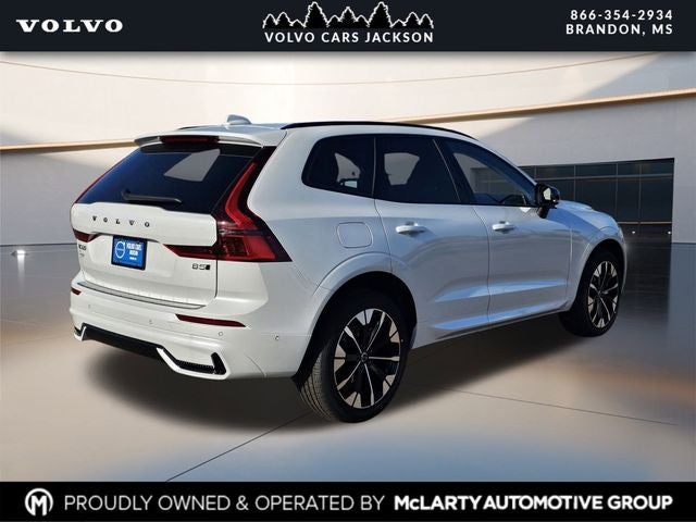 2026 Volvo XC60 B5 Plus