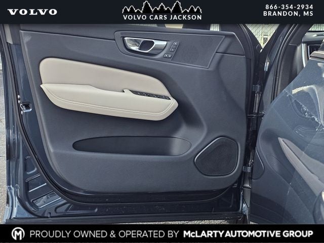 2026 Volvo XC60 B5 Plus Dark