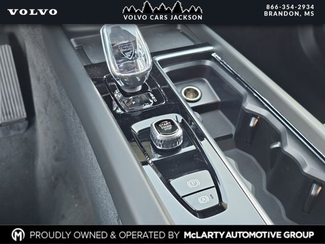 2026 Volvo XC60 B5 Plus Dark