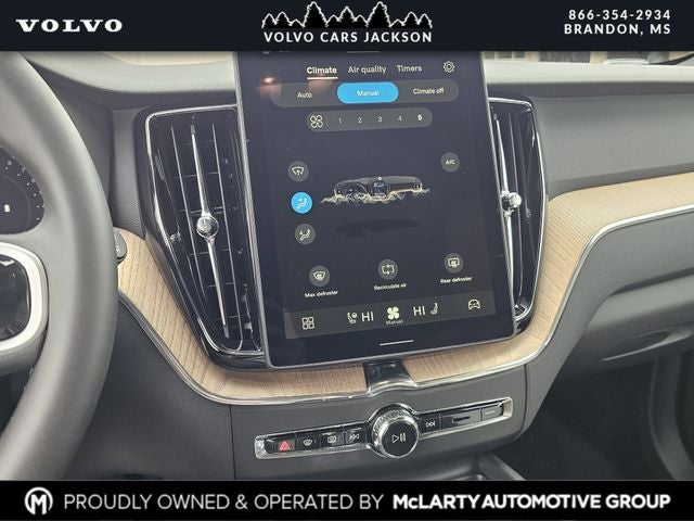 2026 Volvo XC60 B5 Plus